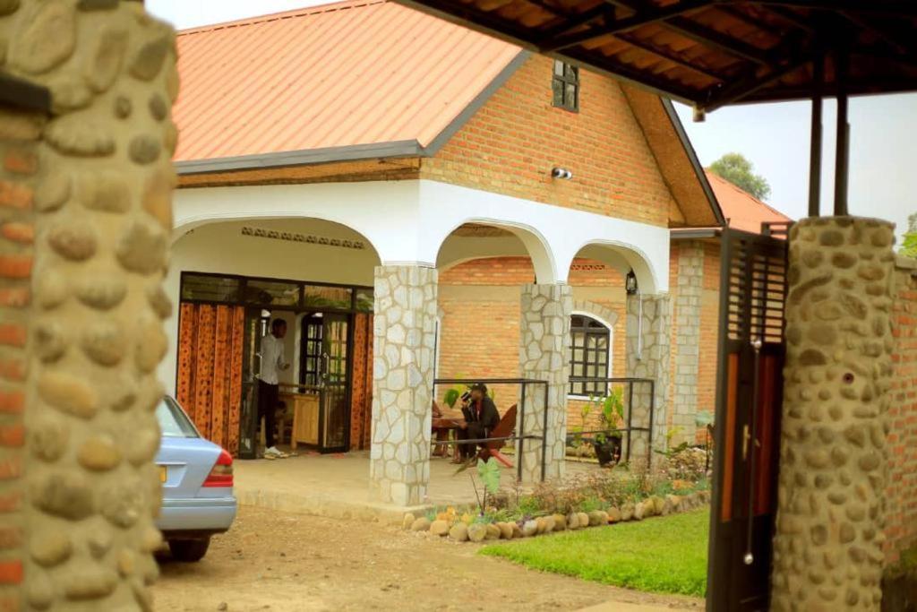 Urugano Virunga Palace Nyarugina Kültér fotó