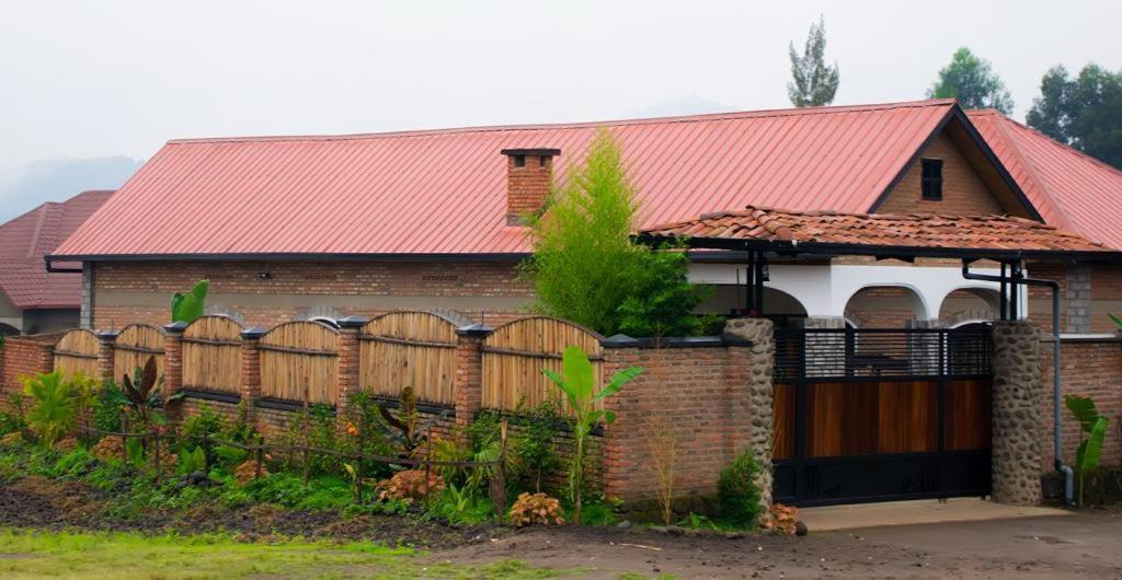 Urugano Virunga Palace Nyarugina Kültér fotó