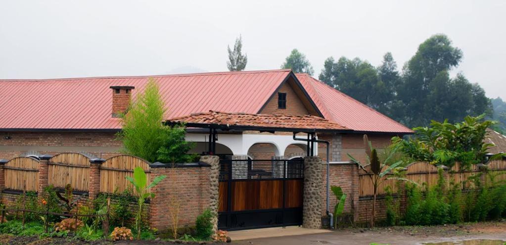 Urugano Virunga Palace Nyarugina Kültér fotó